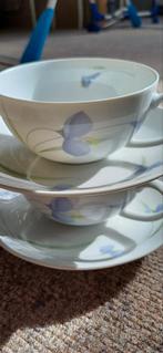 porseleinen kopjes, Huis en Inrichting, Keuken | Servies, Ophalen of Verzenden, Zo goed als nieuw, Overige stijlen, Kop(pen) en/of Schotel(s)