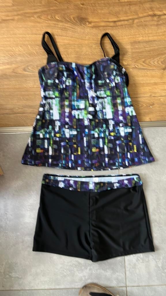 Nieuw! Zwempak top + broekje XL, Ophalen of Verzenden, Zo goed als nieuw, Zwembroek of Short