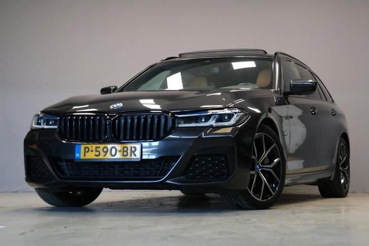 BMW 5-serie Touring 520e M Sport Business Edition Plus |Pano, Auto's, BMW, Bedrijf, Te koop, 5-Serie, ABS, Achteruitrijcamera
