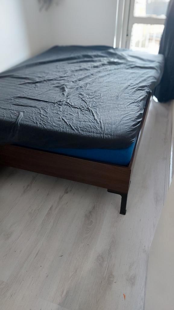Ikea bed bruin, Huis en Inrichting, Slaapkamer | Bedden, Gebruikt, Tweepersoons, 140 cm, Hout, Ophalen