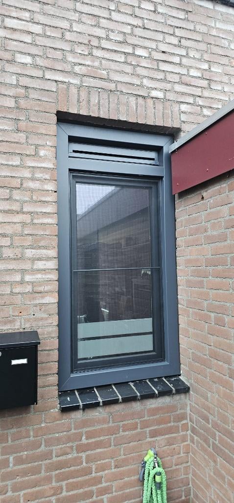 8 kunststof kozijnen opnieuw monteren te spijkenisse
