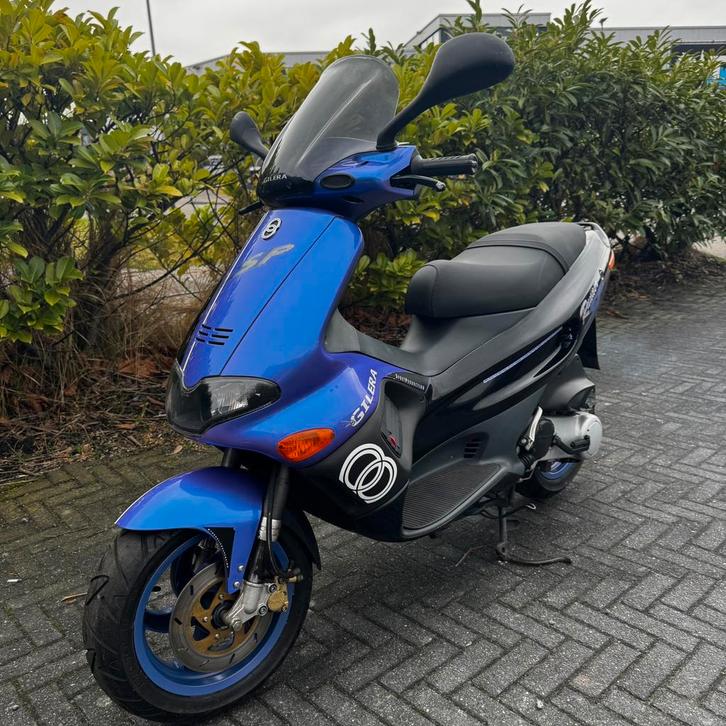 Scooter aanbod Groningen, Fietsen en Brommers, Scooters | Piaggio, Zo goed als nieuw, Overige modellen, Benzine, Ophalen of Verzenden