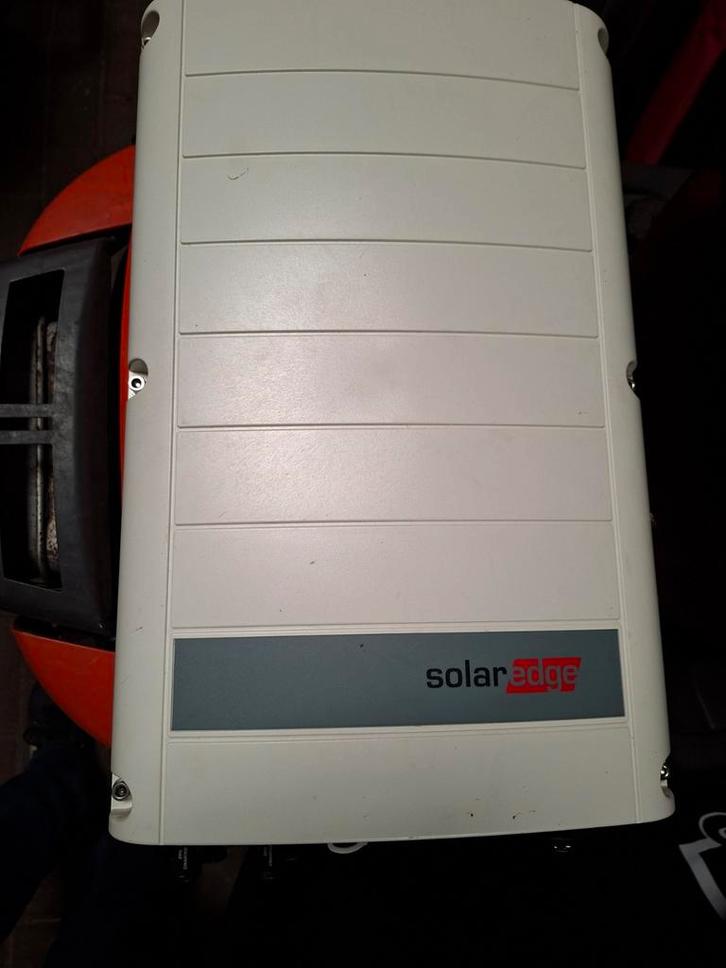 SolarEdge SE7K 3-fase omvormer voor zonnepanelen, Doe-het-zelf en Verbouw, Elektra en Kabels, Gebruikt, Overige typen, Ophalen