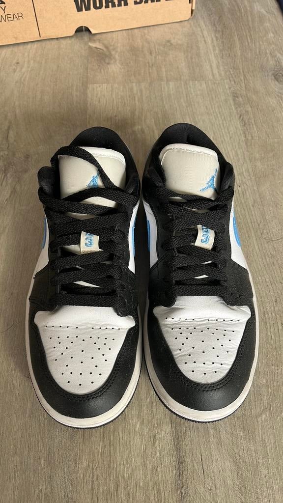 Nike air jordan low maat 38, Kleding | Dames, Schoenen, Wit, Ophalen of Verzenden, Sneakers of Gympen, Zo goed als nieuw