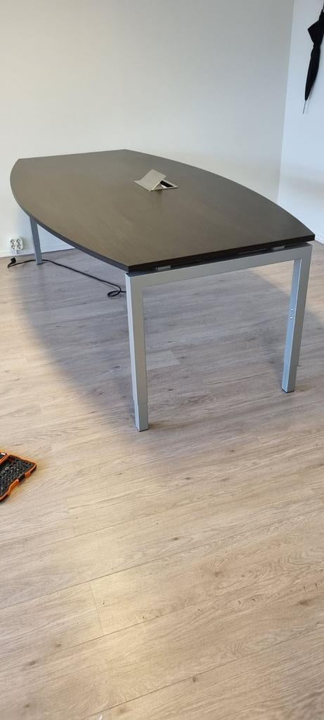 Vergadertafel met stoelen okamura gebruikt goedkoop, Ophalen of Verzenden, Rechthoekig, 200 cm of meer, Minder dan 50 cm