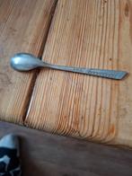 Verzilverd lepeltje met patroon, Antiek en Kunst, Antiek | Bestek, Ophalen