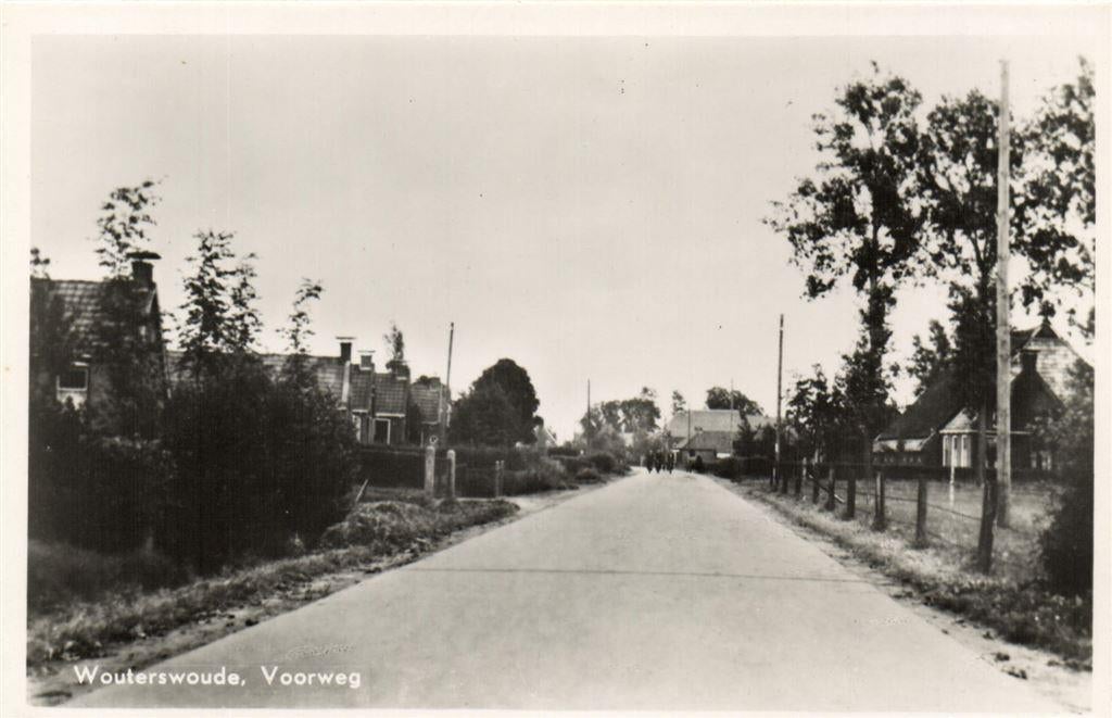 Wouterswoude, Voorweg - ongelopen, Ophalen of Verzenden, Voor 1920, Ongelopen, Noord-Brabant