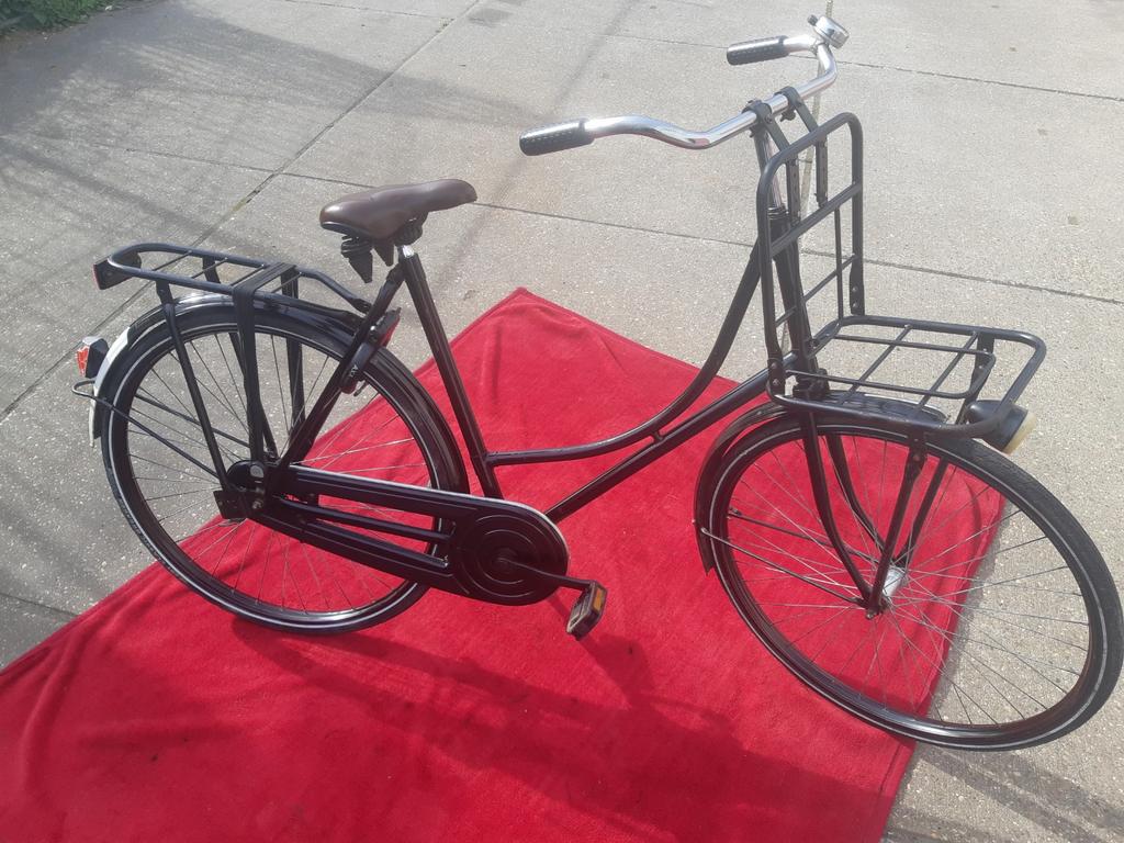 HELE KNAPPE OMAFIETS RYKLAAR 79.95 EURO, Fietsen en Brommers, Ophalen of Verzenden