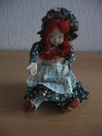 porselein doll pop, Verzamelen, Poppen, Ophalen of Verzenden, Zo goed als nieuw, Pop