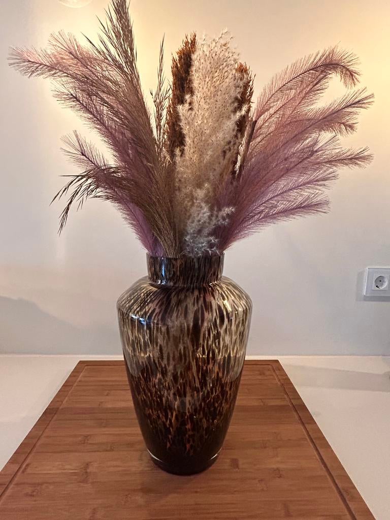 Leuke Cheetah-vaas met pluimen - Ophalen in Delft, Ophalen, Overige materialen, Overige kleuren, Zo goed als nieuw