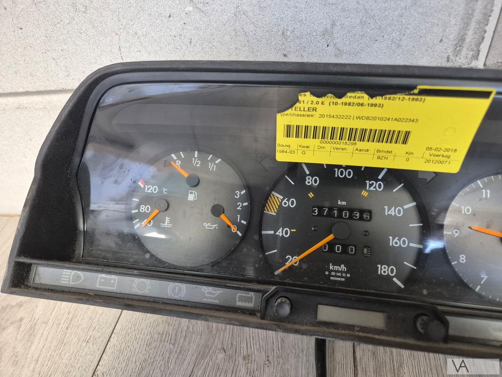 Tellerklok / cockpit voor Mercedes 190 W201 2015432222 €150, Auto-onderdelen, Gebruikt, -, Ophalen of Verzenden, -