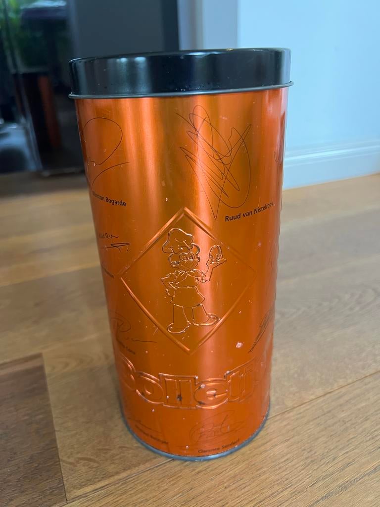 Bolletje Blik met handtekeningen Oranje voetbal, Ophalen of Verzenden, Gebruikt