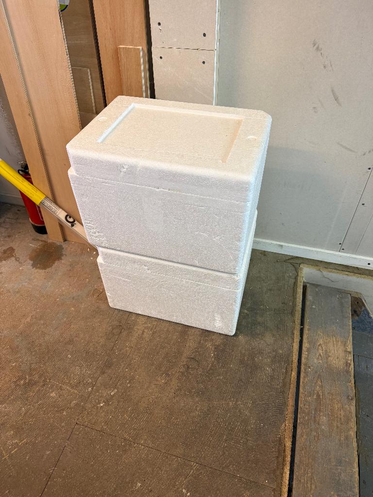 Piepschuim bak, Ophalen, Zo goed als nieuw, Koelbox, Koelelement