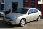 Ford Mondeo 1.8-16V First Edition, 142.000 Km , Nieuwe Apk, 125 pk, Gebruikt, 4 cilinders, Mondeo