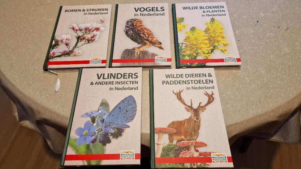 postcodeloterij natuur boekjes, Ophalen of Verzenden, Zo goed als nieuw, Natuur algemeen