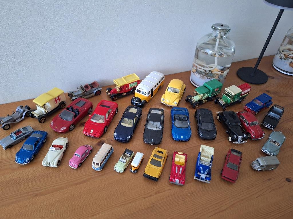 Diverse miniatuur auto's in diverse schalen (zie foto)., Ophalen of Verzenden