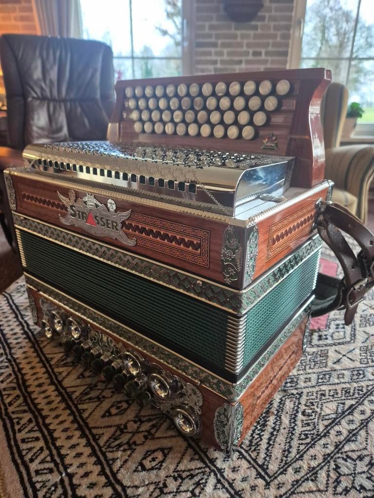 Steirische Harmonika van Strasser (professional), Muziek en Instrumenten, Accordeons, Zo goed als nieuw, Knopaccordeon, Overige merken