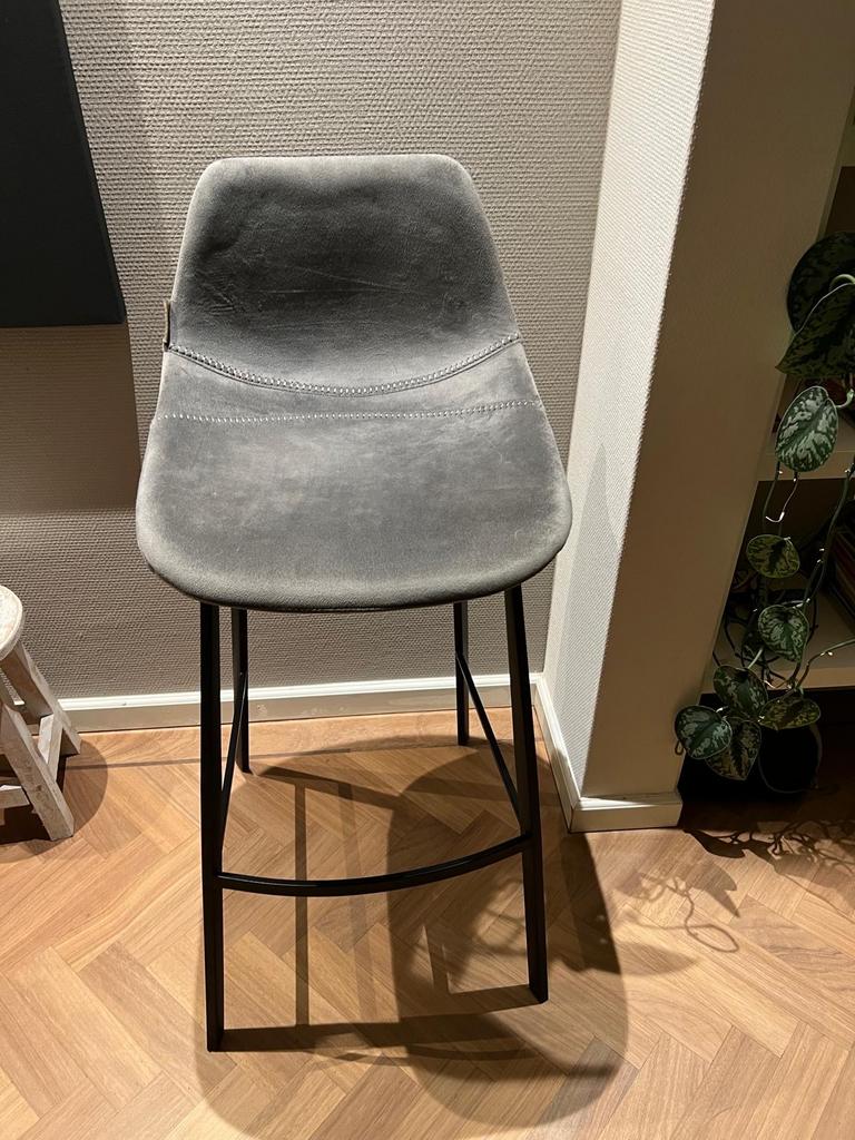 Dutchbone Franky Velvet barkruk, Ophalen, Met voetsteun, 60 tot 90 cm, Zo goed als nieuw