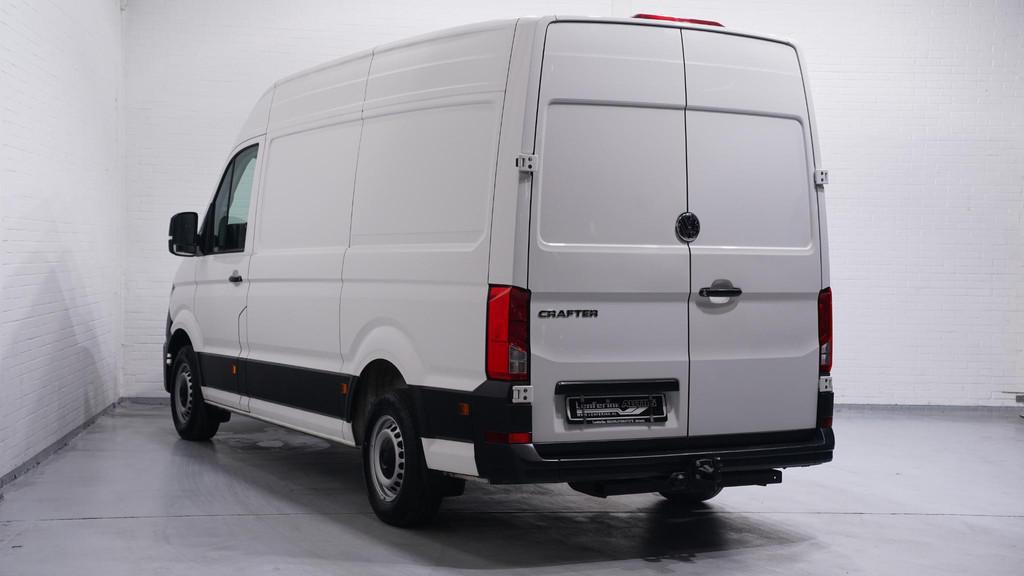 Volkswagen Crafter 2.0 TDI 102 pk L3H3 Navi, Trekhaak 2.500, Auto's, Voorwielaandrijving, Gebruikt, Euro 6, 4 cilinders