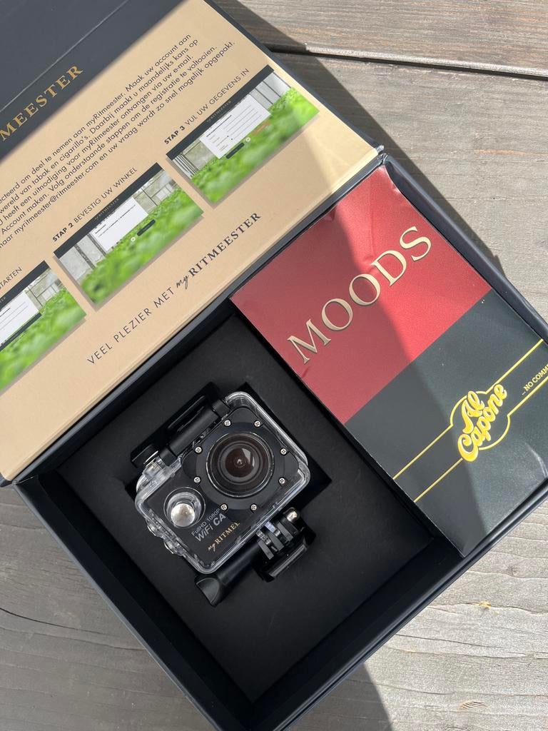 FullHD 1080P WiFi Camera - Actiecamera met Waterdichte Behui, Ophalen of Verzenden, Nieuw, Overige merken