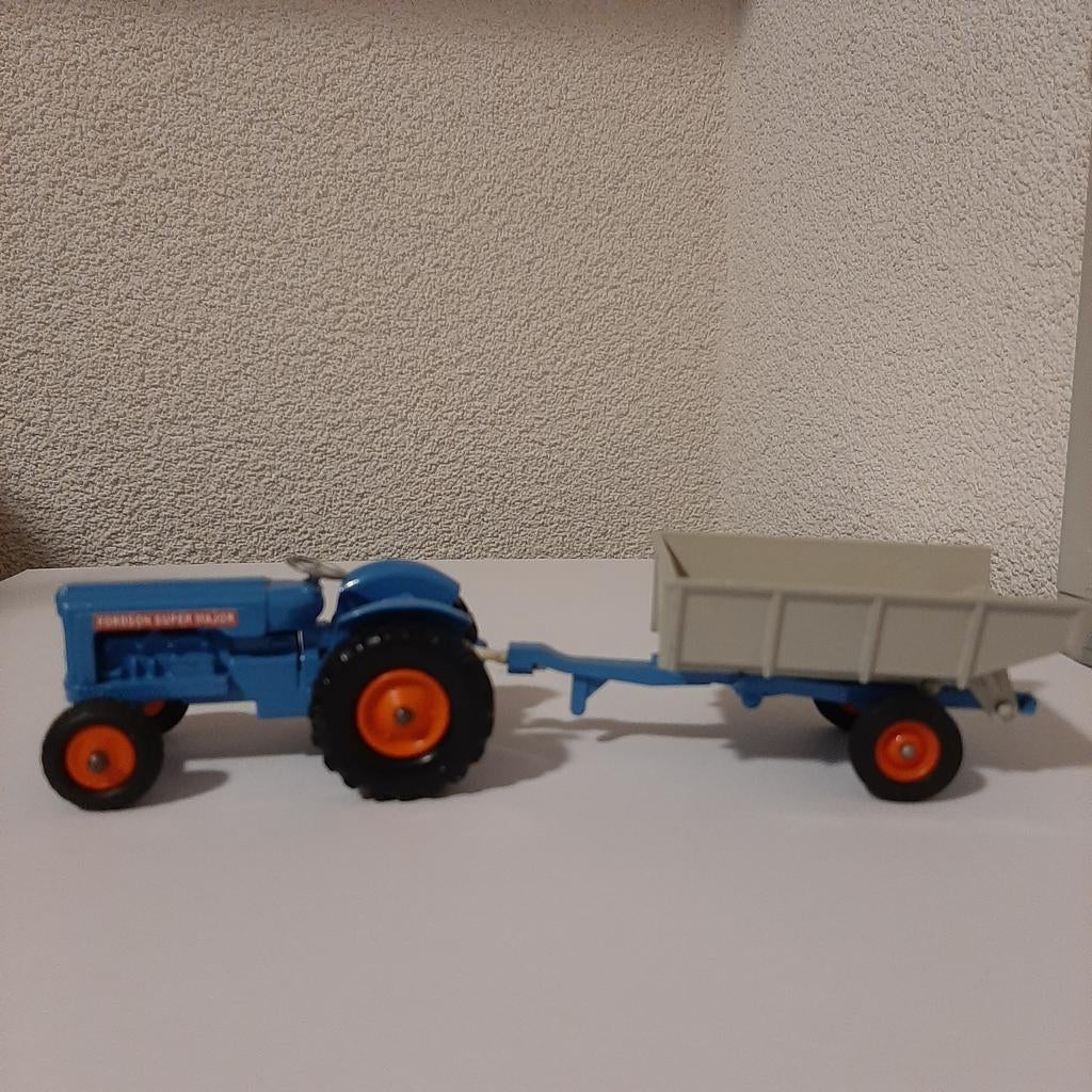 Matchbox Fordson Super Major met trailer, Ophalen of Verzenden, Gebruikt, Hijskraan, Tractor of Landbouw, Matchbox