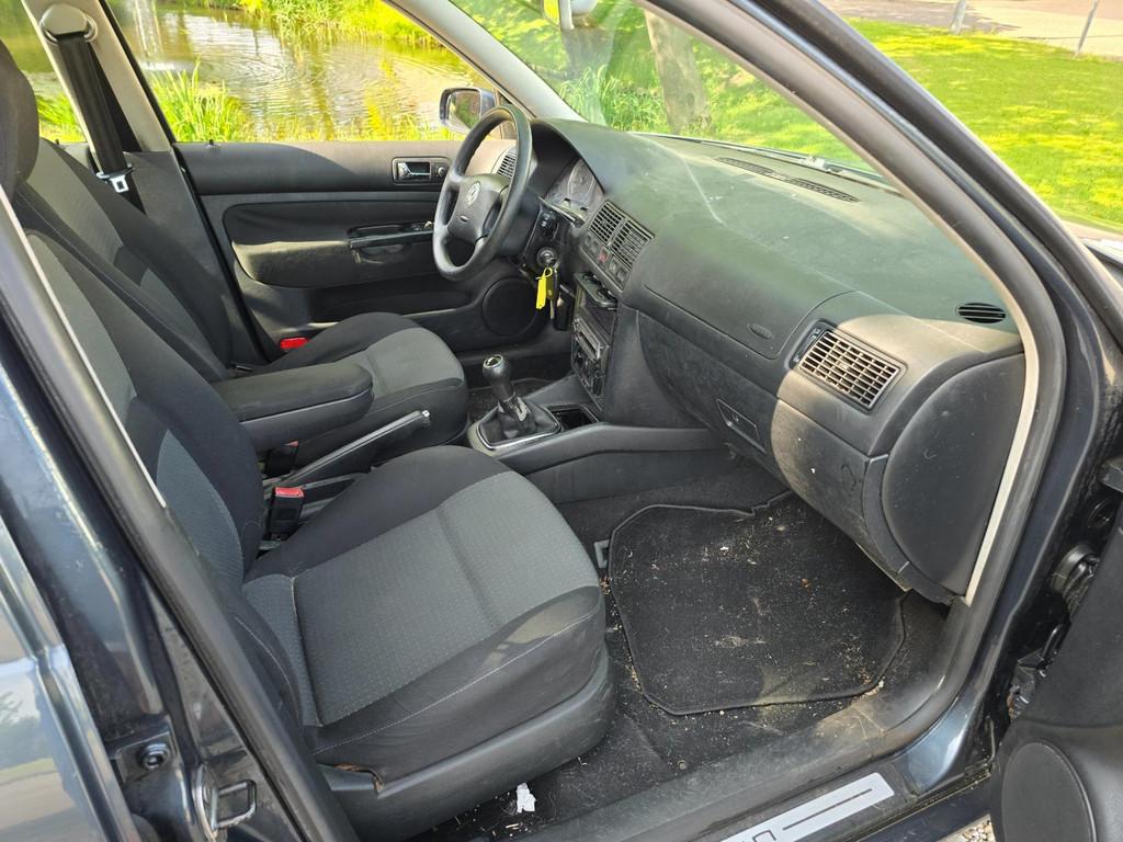Volkswagen Golf 1.4-16V Ocean 5-deurs AIRCO, Voorwielaandrijving, 15 km/l, Gebruikt, Elektrische ramen
