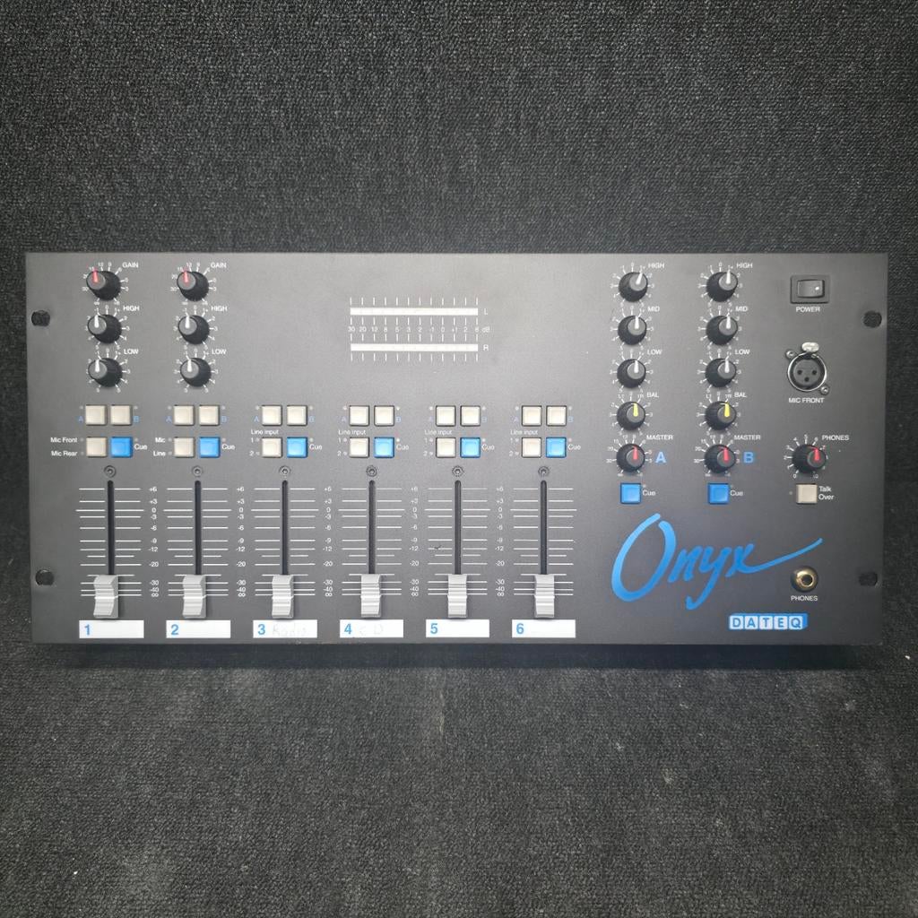 DATEQ ONYX   mixer / mengpaneel   zeer nette staat, Ophalen of Verzenden, Zo goed als nieuw, 120 watt of meer, Overige merken
