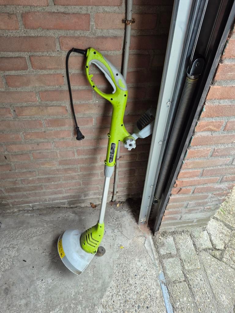 Central Park grastrimmer, Ophalen