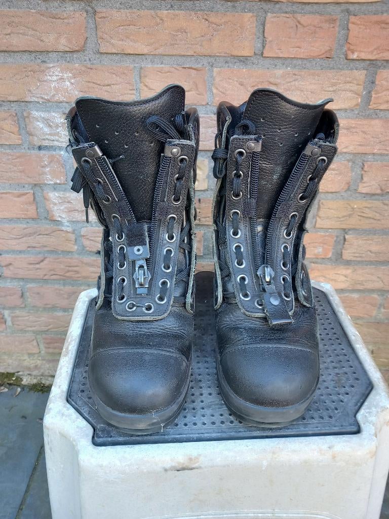 veiligheidsschoenen HAIX militair met rits hoog maat 41B., Ophalen, Zo goed als nieuw