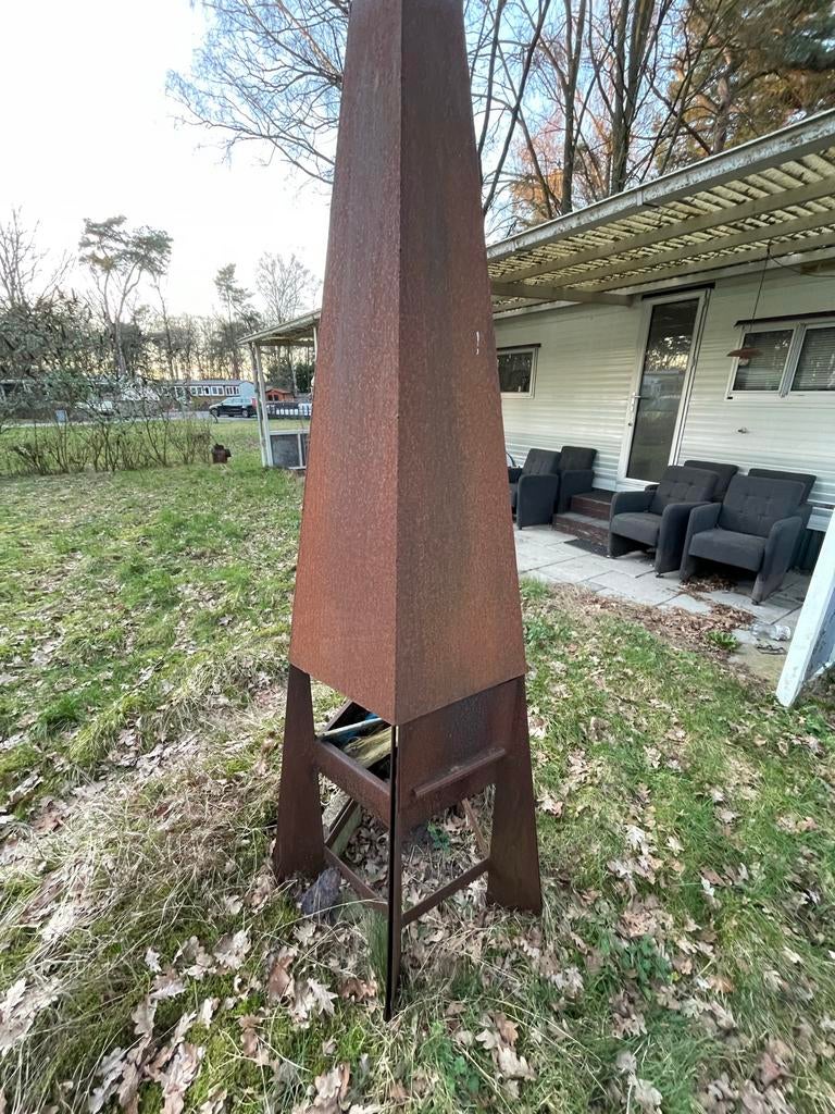 Corten stalen vuurzuil/ Bbq, Ophalen, Gebruikt, Vuurkorf