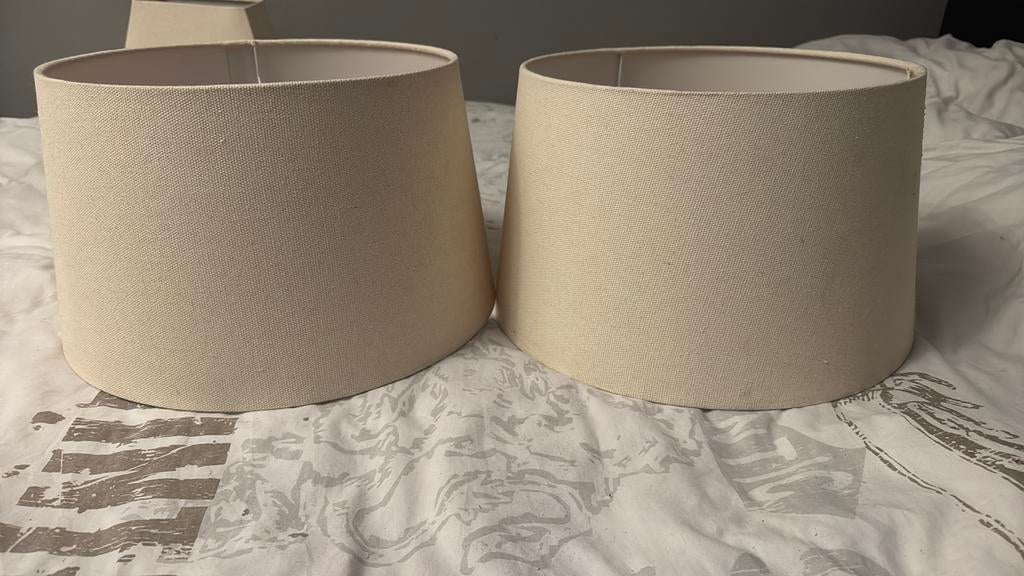 2 stuks, Huis en Inrichting, Lampen | Lampenkappen, Ophalen, Beige, Rond, Zo goed als nieuw