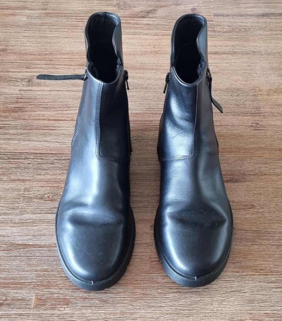 Ecco laarsjes dames zwart mt 41, Kleding | Dames, Schoenen, Ophalen of Verzenden, Nieuw, Zwart