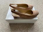 Suède schoenen maat 37 - Paul Noyen, Schoenen met lage hakken, Beige, Ophalen of Verzenden, Gedragen