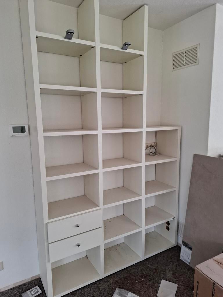 Hulsta vakkenkast, Ophalen