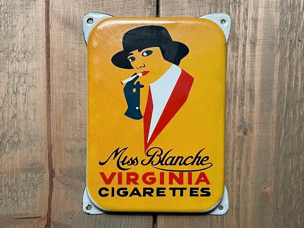 Emaille Bord Miss Blanche Virginia Cigarettes - Deurpostje, Verzamelen, Ophalen of Verzenden, Zo goed als nieuw, Reclamebord