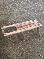 Oude brocante deco slee, Ophalen