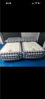 Hästens Elektrische Boxspring 210x210 Firm/Medium Blauw Wit