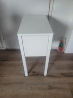 Nachtkastje, Huis en Inrichting, Ophalen, Zo goed als nieuw, Minder dan 45 cm, 55 tot 70 cm