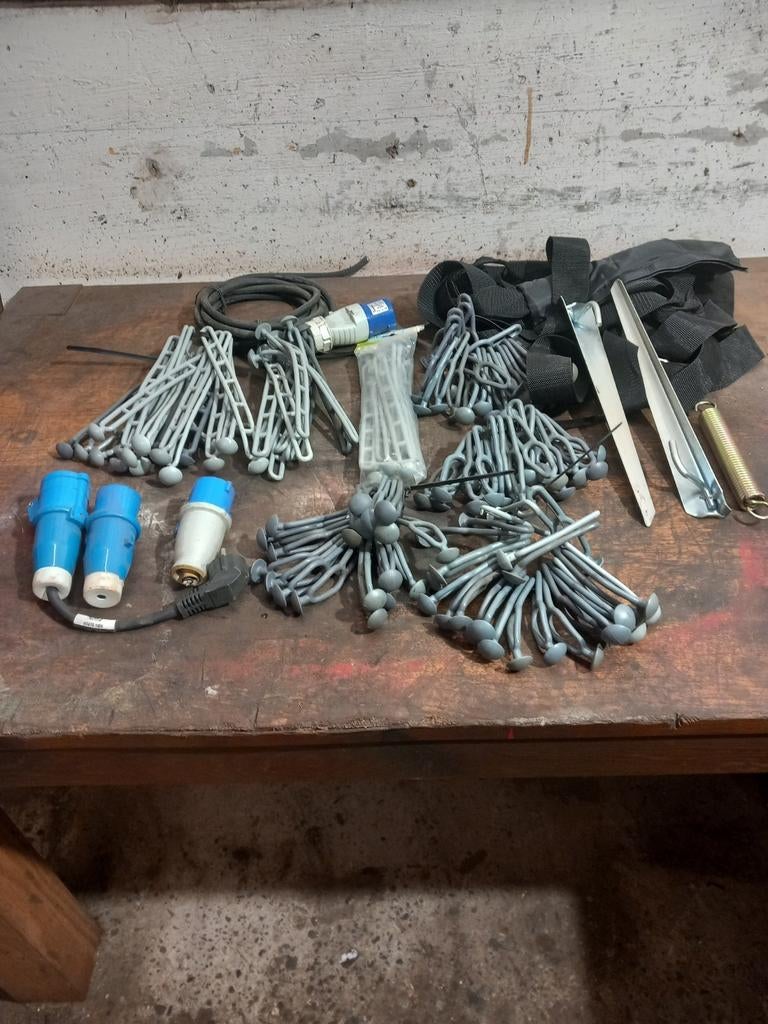 Div onderdelen voortent. Brand enz, Caravans en Kamperen, Caravan accessoires, Ophalen of Verzenden, Nieuw