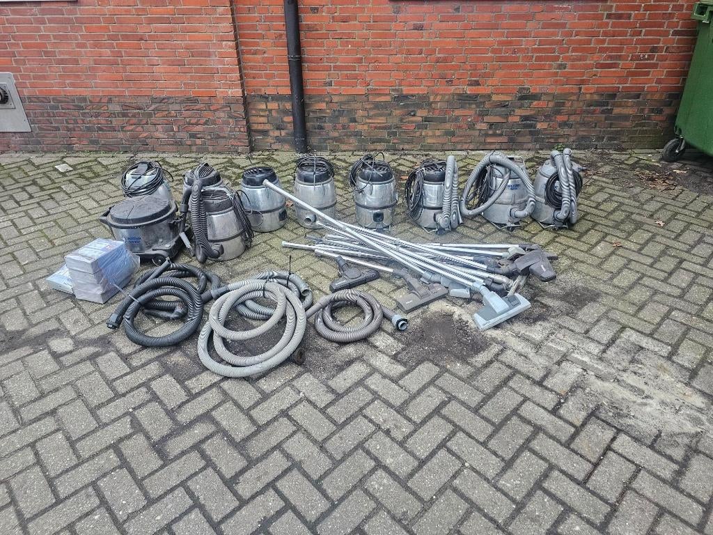 Partij Nilfisk GM80 en GD 930 voor onderdelen, Witgoed en Apparatuur, Stofzuigers, Ophalen, Gebruikt, Stofzuiger, Nn