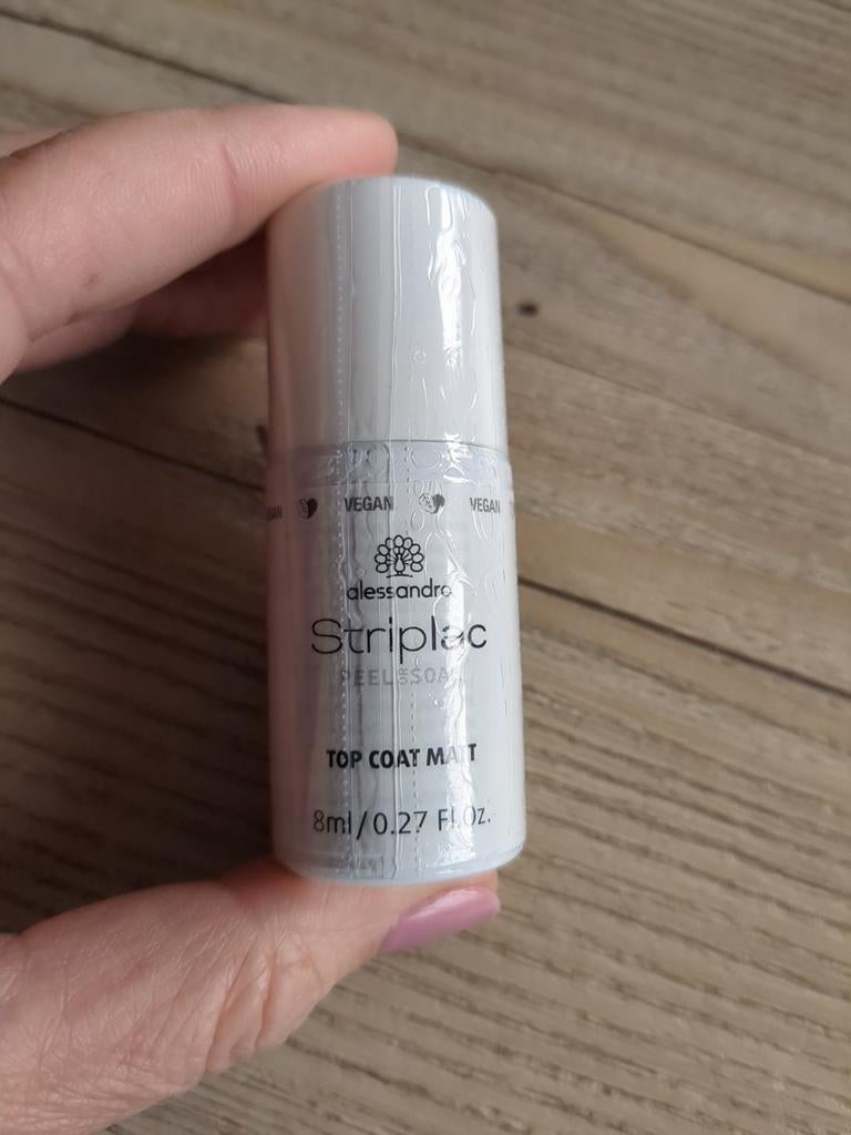 Striplac topcoat mat nieuw 8ml, Ophalen of Verzenden, Nieuw, Gehele gezicht