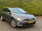 Volkswagen Passat 1.4 TSI Phev 218pk 6-DSG 2016 Grijs, Auto's, Parkeersensor, 1600 kg, 93 €/maand, Zilver of Grijs
