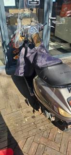 La Souris scooter, Ophalen