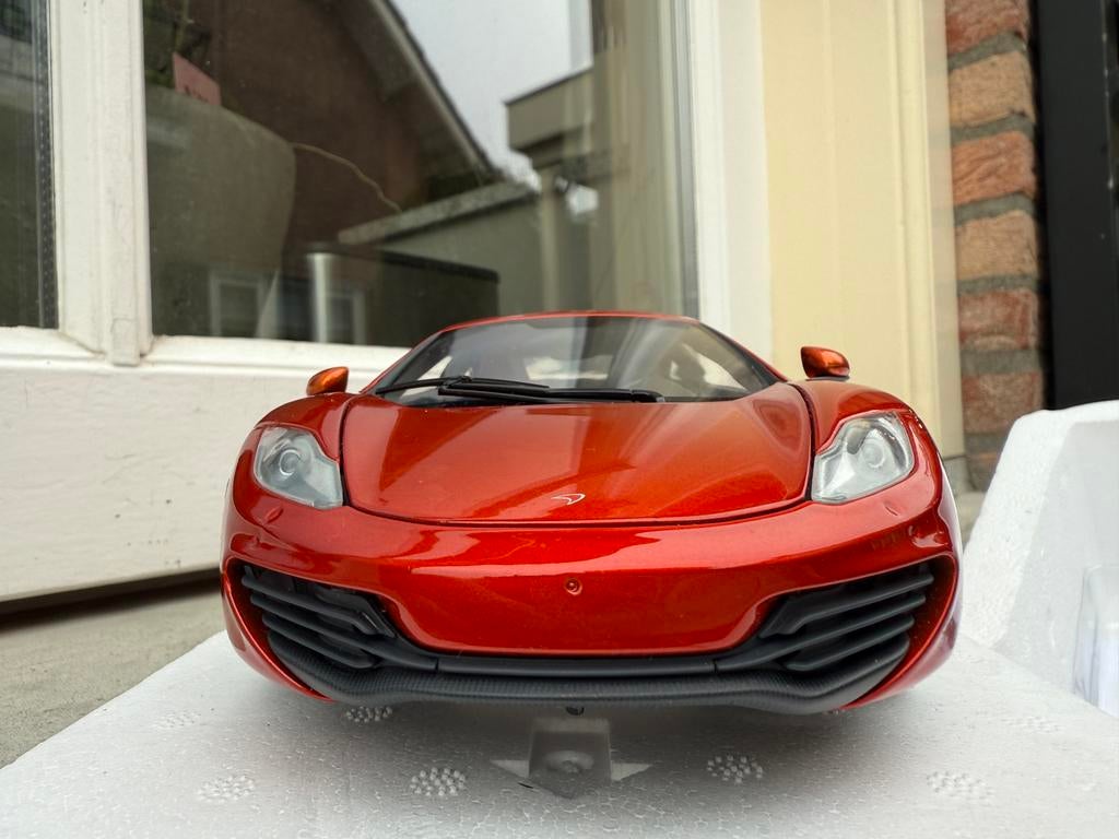 1:18 McLaren MP4-12C Orange Metallic 2011 Minichamps, Minichamps, Auto, Nieuw, Ophalen of Verzenden