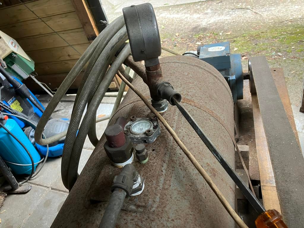 Compressor, 25 tot 100 liter, Ophalen, Gebruikt, 6 tot 10 bar