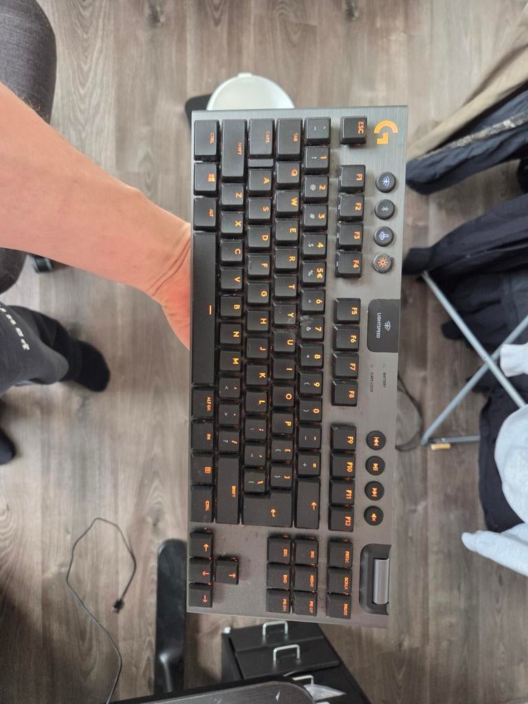 Logitech G915 TKL Lightspeed Draadloos Gaming Toetsenbord, Computers en Software, Toetsenborden, Logitech, Ophalen of Verzenden