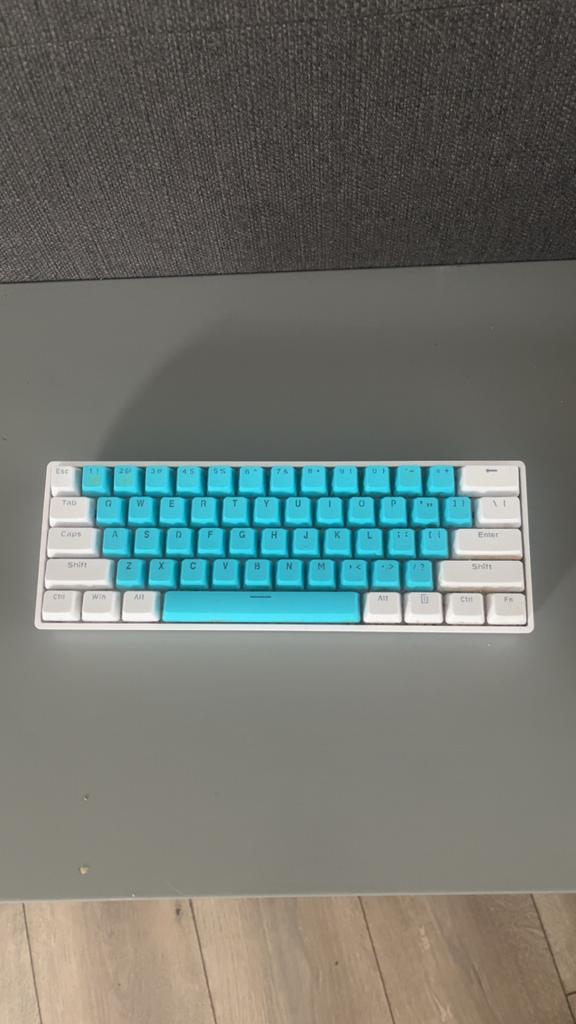 Wit met blauw Kraken toetsenbord, Gebruikt, Gaming toetsenbord, Ophalen of Verzenden, Qwerty