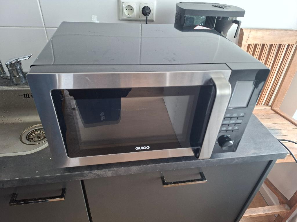 Combimagnetron QUIGG MD18384, Ophalen, Combimagnetron, Gebruikt, Grill