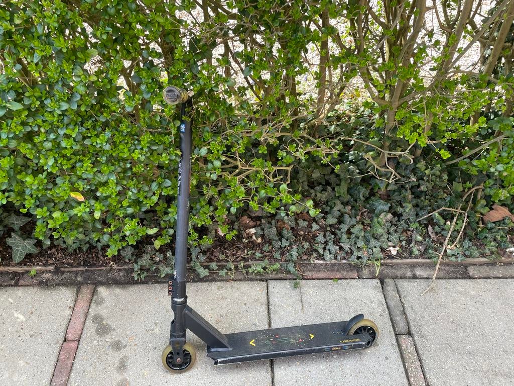 Slamm Stuntstep classic V9, Fietsen en Brommers, Steps, Ophalen, Gebruikt, Gewone step