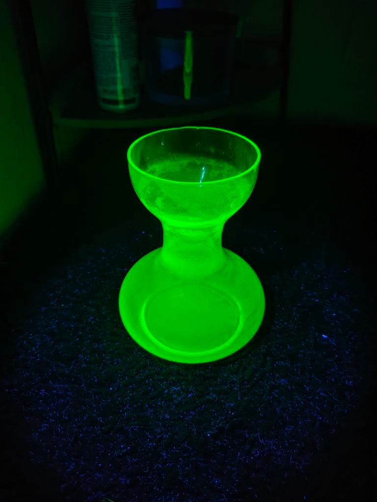 Unieke Uranium Vaas - Lichtgevend onder UV-licht, Ophalen of Verzenden